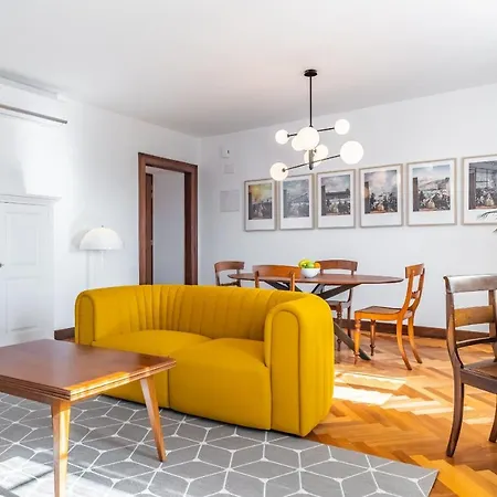 6 - By Wehost شقة فونشال