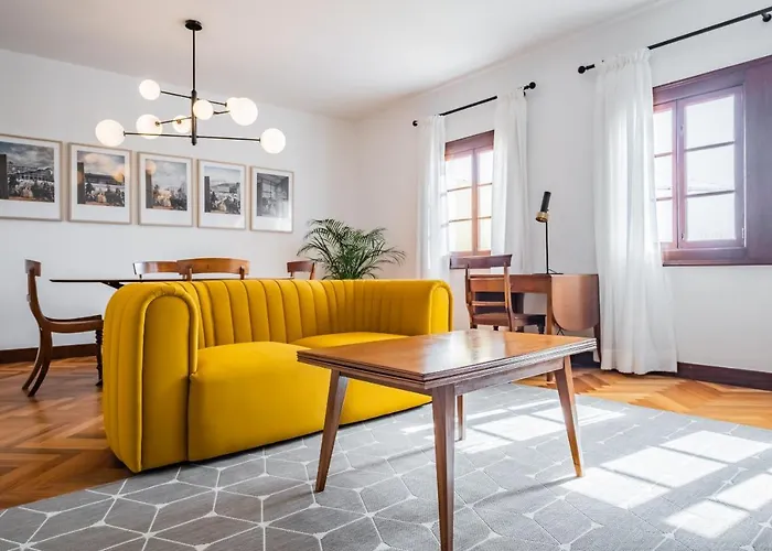 6 - By Wehost Διαμέρισμα Φουνκάλ